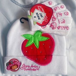 Strawberry shortcake y2k binnie and gloves